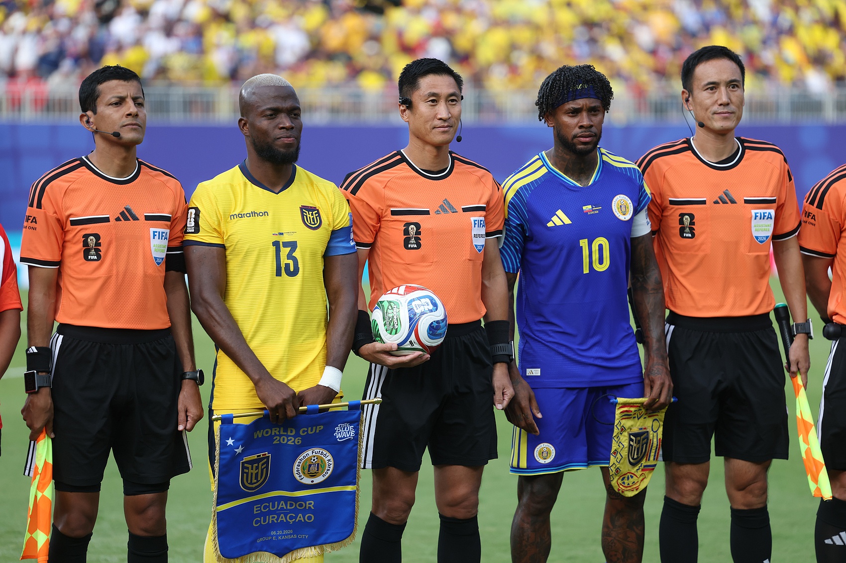 马宁自曝世界杯执法评分8.4，FIFA邮件认可直送中国足协