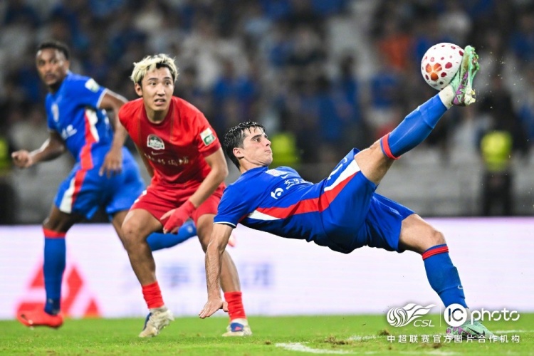 高天意百场传射 申花主场4-1逆转河南 高天意百场传射 申花主场4-1逆转河南