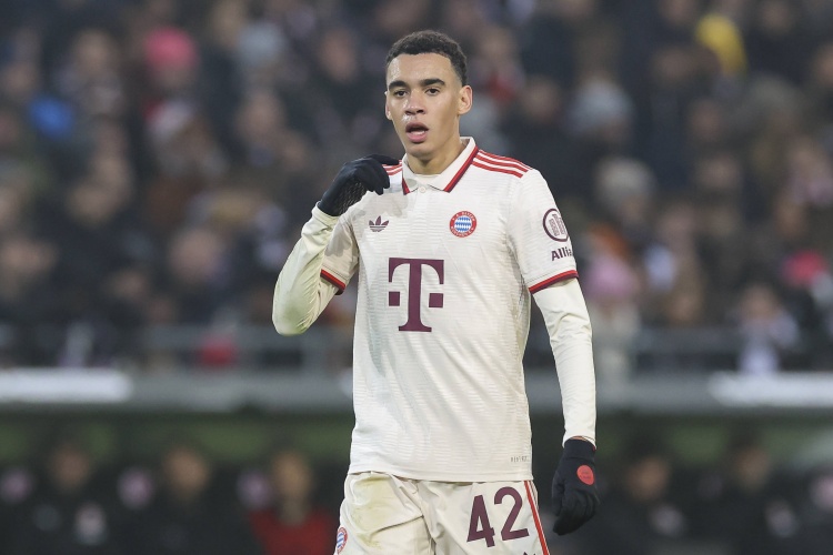 B费21次助攻刷新英超纪录登顶ESPN前腰榜，贝林厄姆第二索博斯洛伊第三
