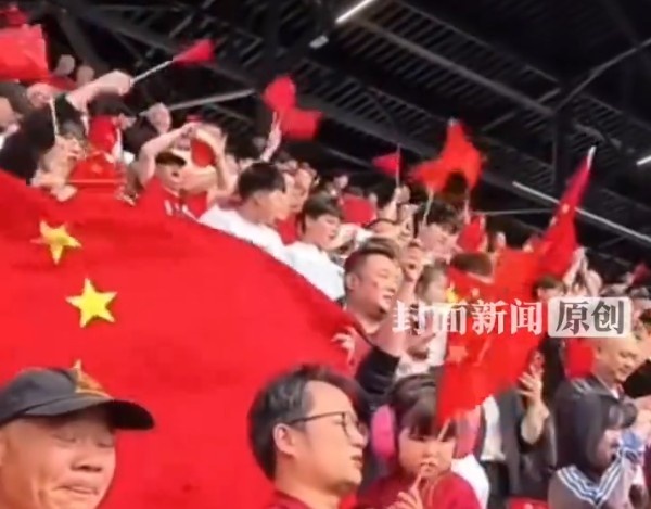 U20女足球迷回应从1人泪海到满眼中国红：招募观赛结果远超预期