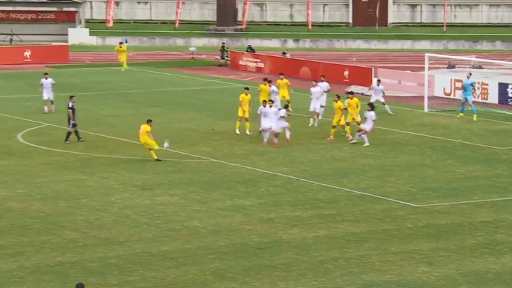 亚运会-U23国足0-0伊朗U23 小组第2末轮将战阿联酋 吴曦远射中框