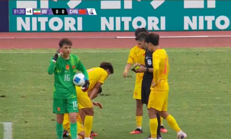 亚运会-U23国足0-0伊朗U23 小组第2末轮将战阿联酋 吴曦远射中框